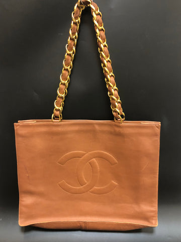 CHANEL Vintage Leather Tote