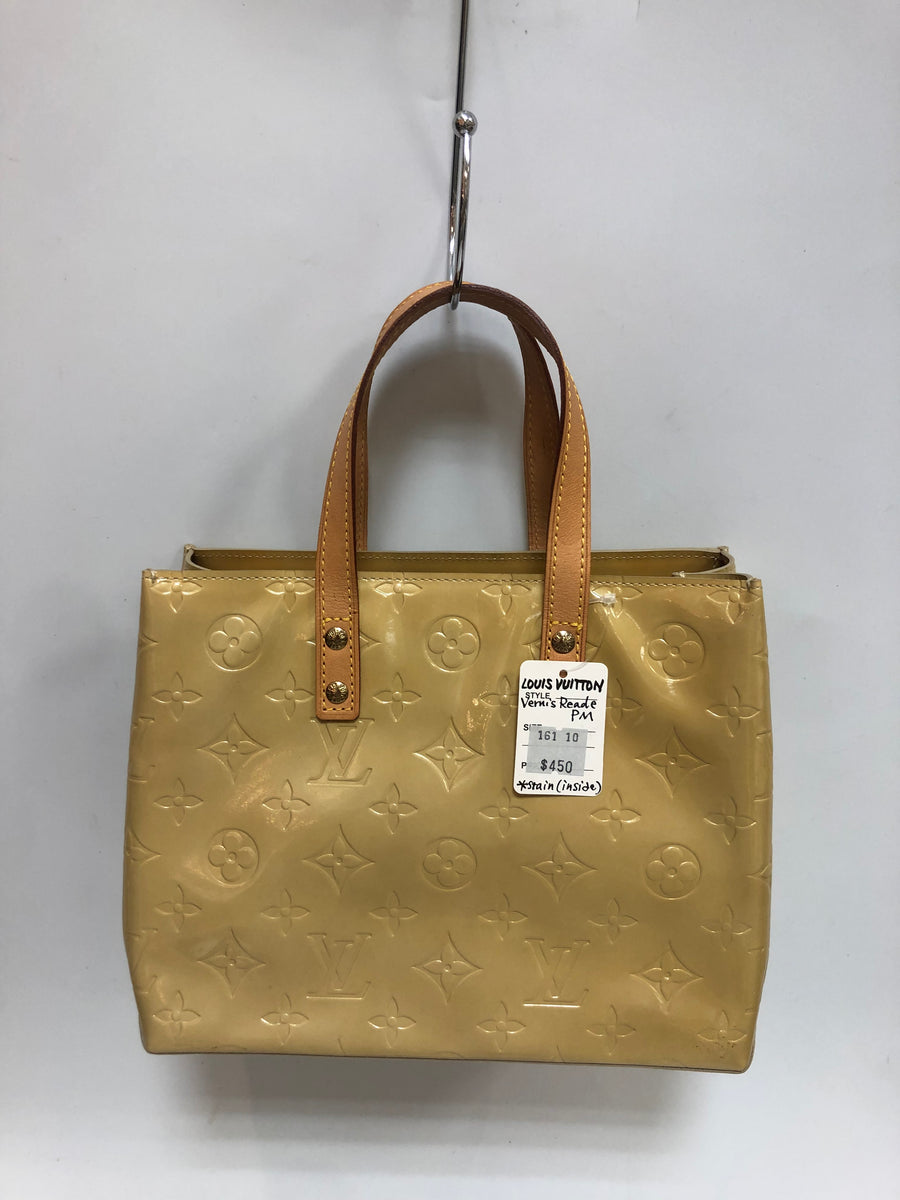 Louis Vuitton Louis Vuitton Reade PM Beige Vernis Leather Hand Bag