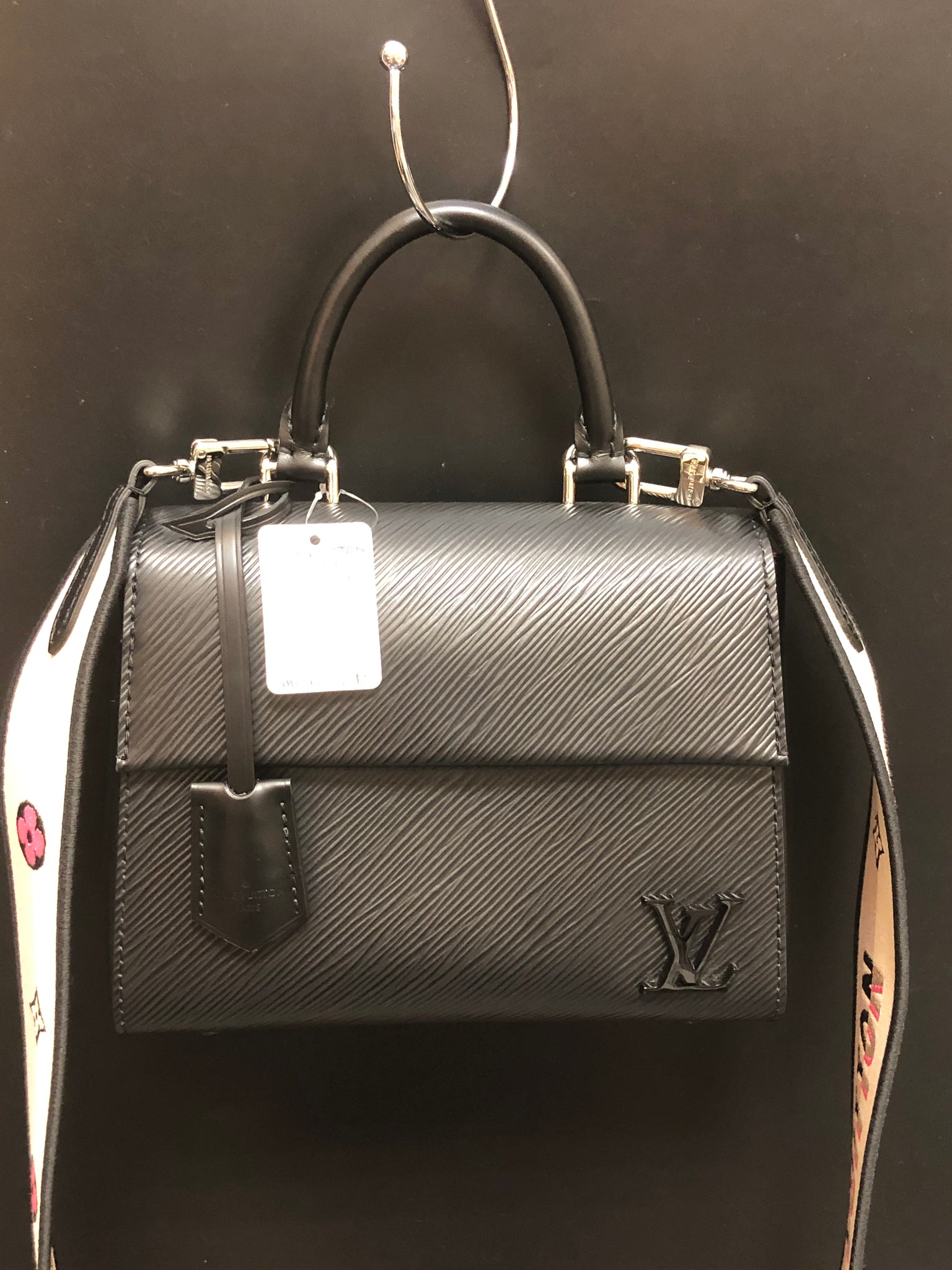 Louis Vuitton '18 Epi 'Cluny BB' Patches Collection W/Strap – The Little  Bird