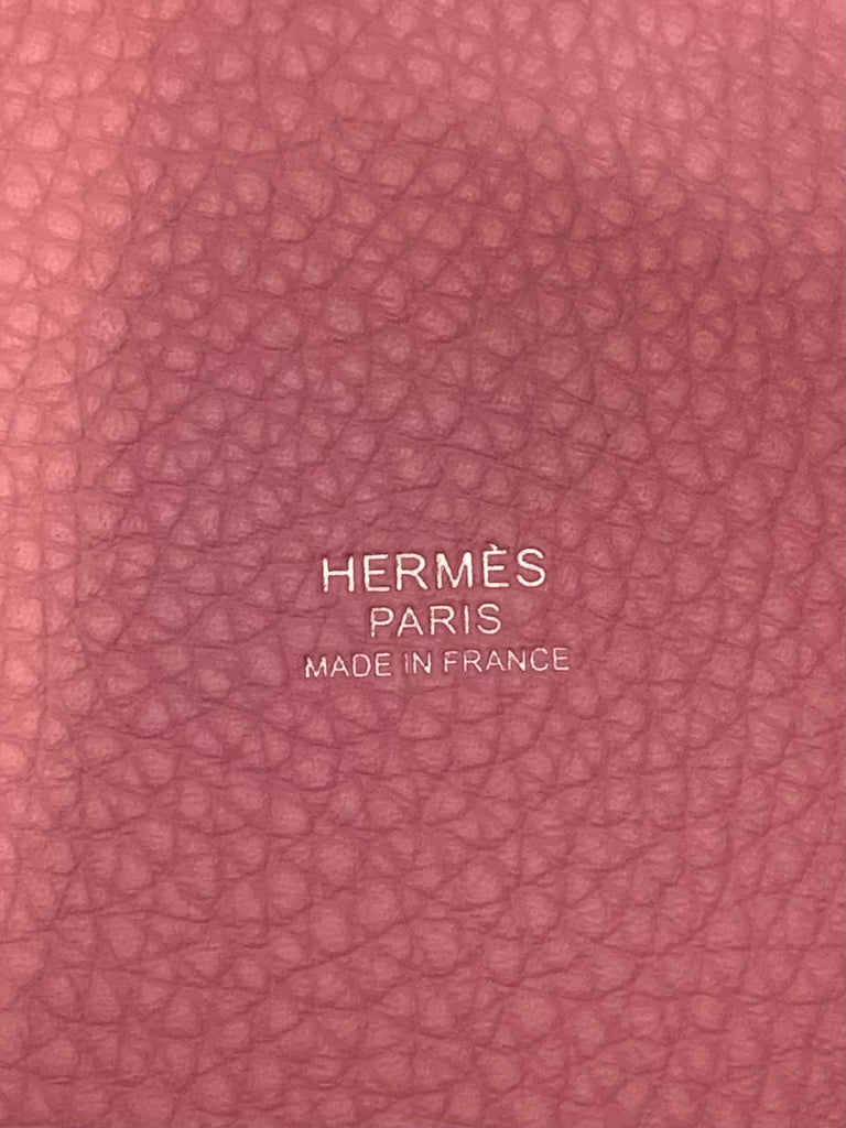 Hermès Red Taurillion Clemence Picotin 22